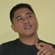  Surakarta,  Triyan, 30