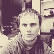  ,  Denis, 32