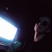  ,  Qwist, 21
