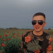  ,  Niki, 29