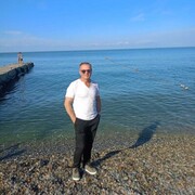  ,  Marat, 55