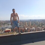  ,  Maxim, 34