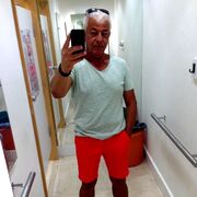  ,  Levent, 61