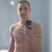  ,   Pavel, 35 ,   
