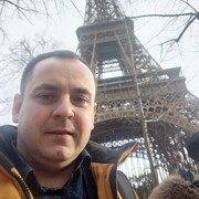  ,  Andriy, 33