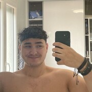  1er Arrondissement,   Alex, 23 ,   ,   