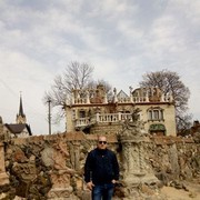  ,  levan, 42