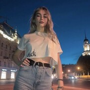  ,   Julia, 26 ,   ,   
