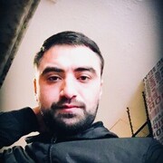  ,  Davit, 29