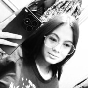  ,  Violetta, 19