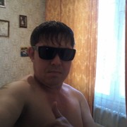  ,   Nik, 48 ,   