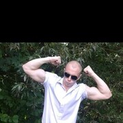  ,   Dzhoni, 37 ,     