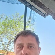 Schiebroek,  Ruslan, 42