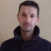  ,  Sascha, 40