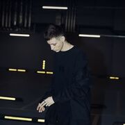  Diez,   , 32 ,   ,   