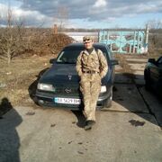  ,   Viktor, 62 ,   ,   