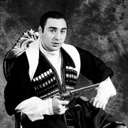  ,   Guram, 39 ,   ,   , c 