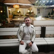  ,   Anton, 42 ,   