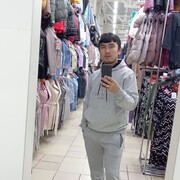  ,  Bek, 29