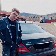  ,  Denis, 27