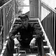  ,  Vahe, 37
