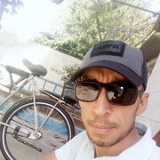  ,  farrookh, 43