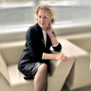   ,   Ana, 40 ,     , c , 