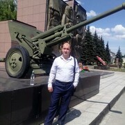  ,  Denis, 42