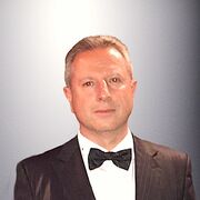  ,  Aleks, 60