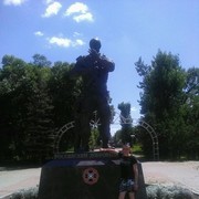  ,   Viktor, 32 ,   ,   , c 