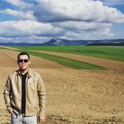  ,  Marat, 31