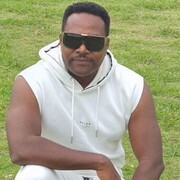  ,   Bobby, 52 ,   ,   