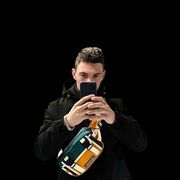  ,   Alex, 24 ,   ,   