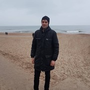  ,   Kestutis, 44 ,   ,   , c , 