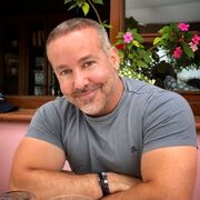  Jouy-en-Josas,  Marco ferrer, 55