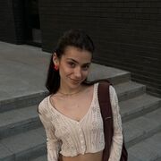  , 