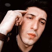 ,  Kamil, 27
