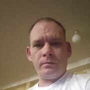  ,   Stas, 32 ,   