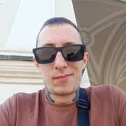  ,  Ruslan, 27