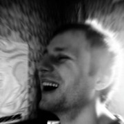  ,   Tim Root, 42 ,     , c 