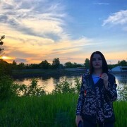  ,  Elizabeth, 25