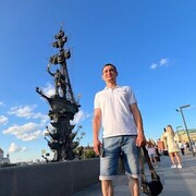  ,   Slava, 32 ,   ,   
