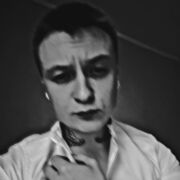  ,  Anton, 22