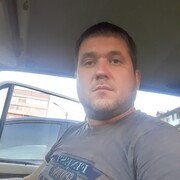  ,  Uri, 40