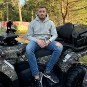  ,  Akim, 33