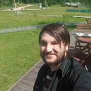  ,  Monax, 30