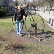  ,  arturas, 46