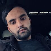  ,  Erik, 24