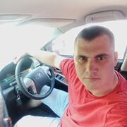  ,   Vladislav, 33 ,   ,   