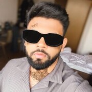  ,   Nikks, 27 ,   ,   